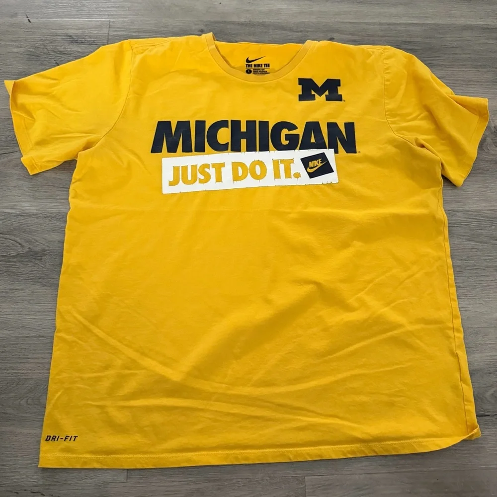 Nike Michigan T-Shirts